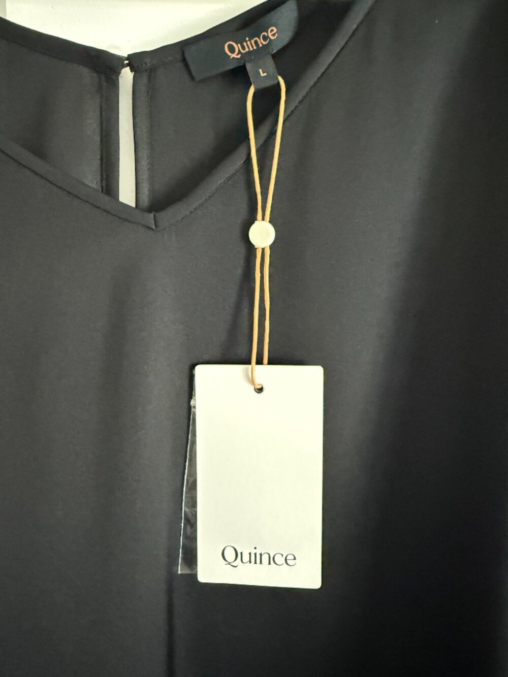 Quince reversible washable silk blouse - Picture 5 of 5